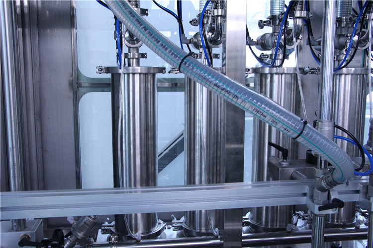 makinë mbushëse çokollate